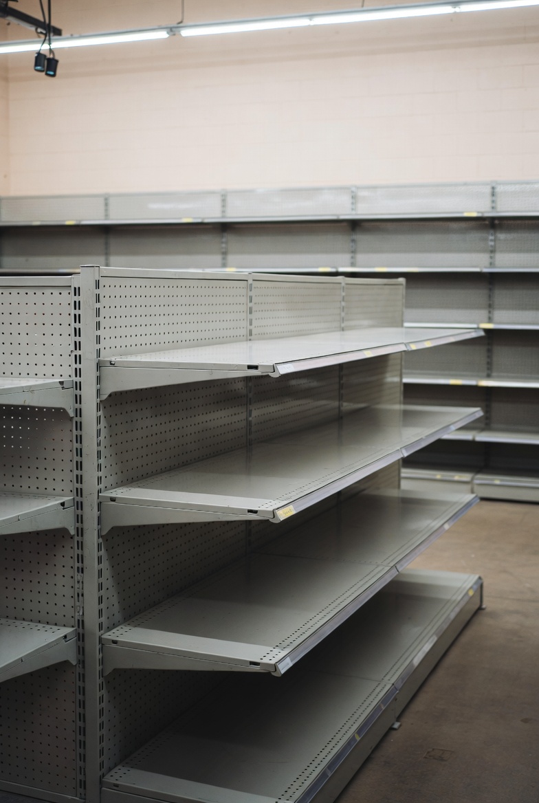 стеллажи металлические для магазина и торгового зала